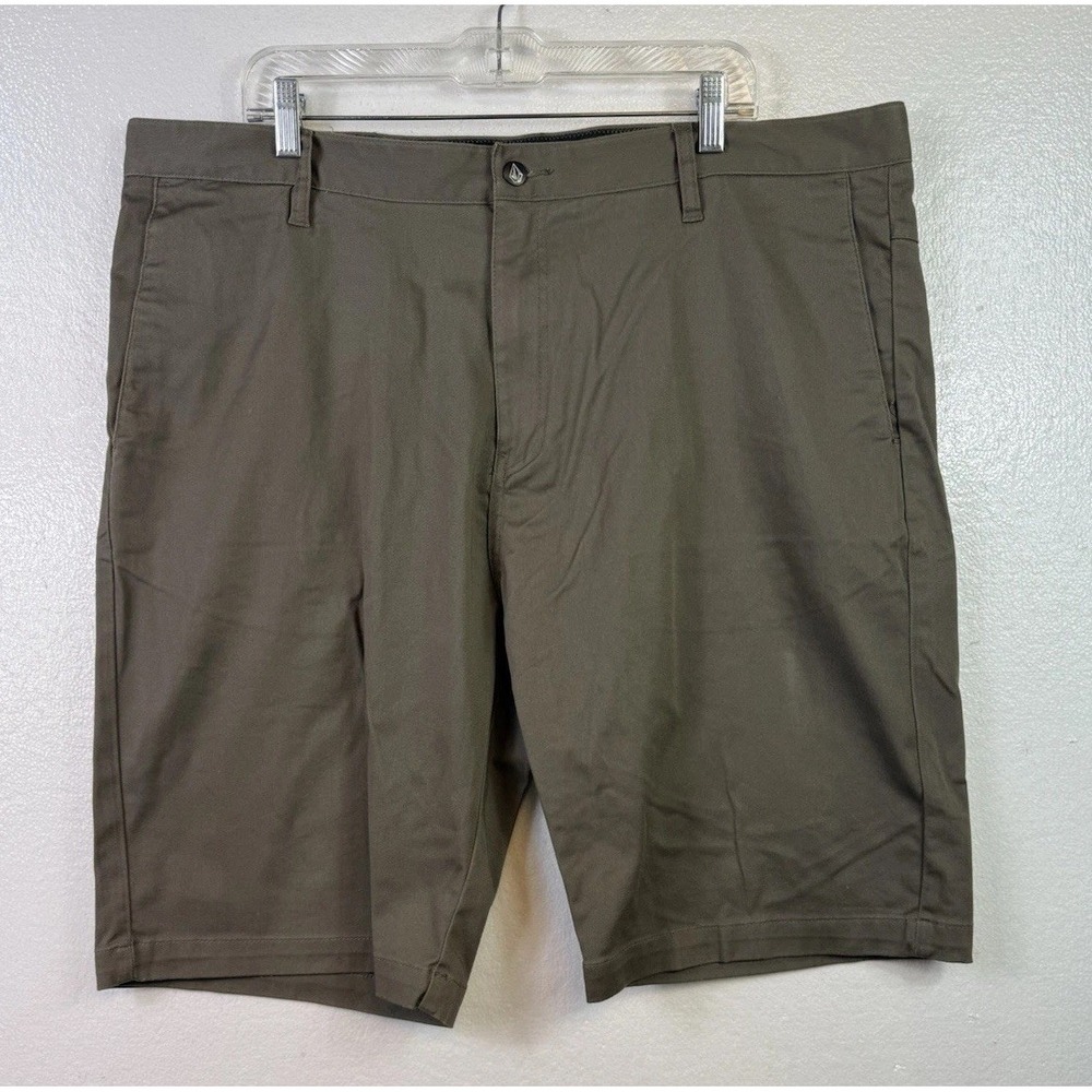 Volcom Modern Fit Shorts Mens Size 40 Brown Gray Flat Dress Golf Casual Chino